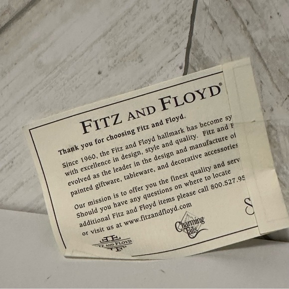 Fitz and Floyd charming tails “being sisters is a wonderful thing” - Picture 11 of 13